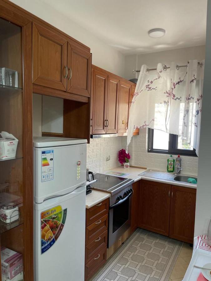 Near By The Sea Apartment Sarande Bagian luar foto