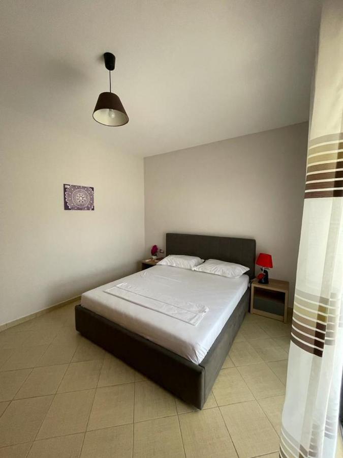 Near By The Sea Apartment Sarande Bagian luar foto