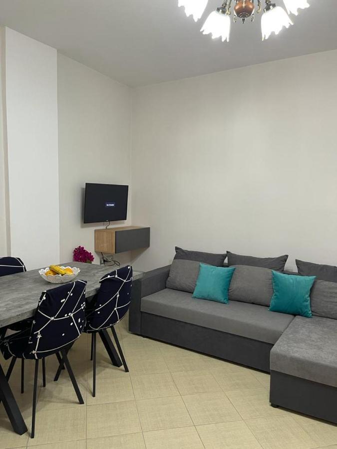 Near By The Sea Apartment Sarande Bagian luar foto